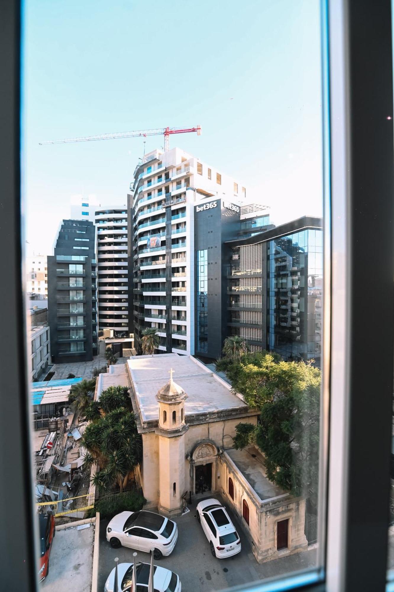 Bright 2 Bedroom Flat In Sliema! מראה חיצוני תמונה