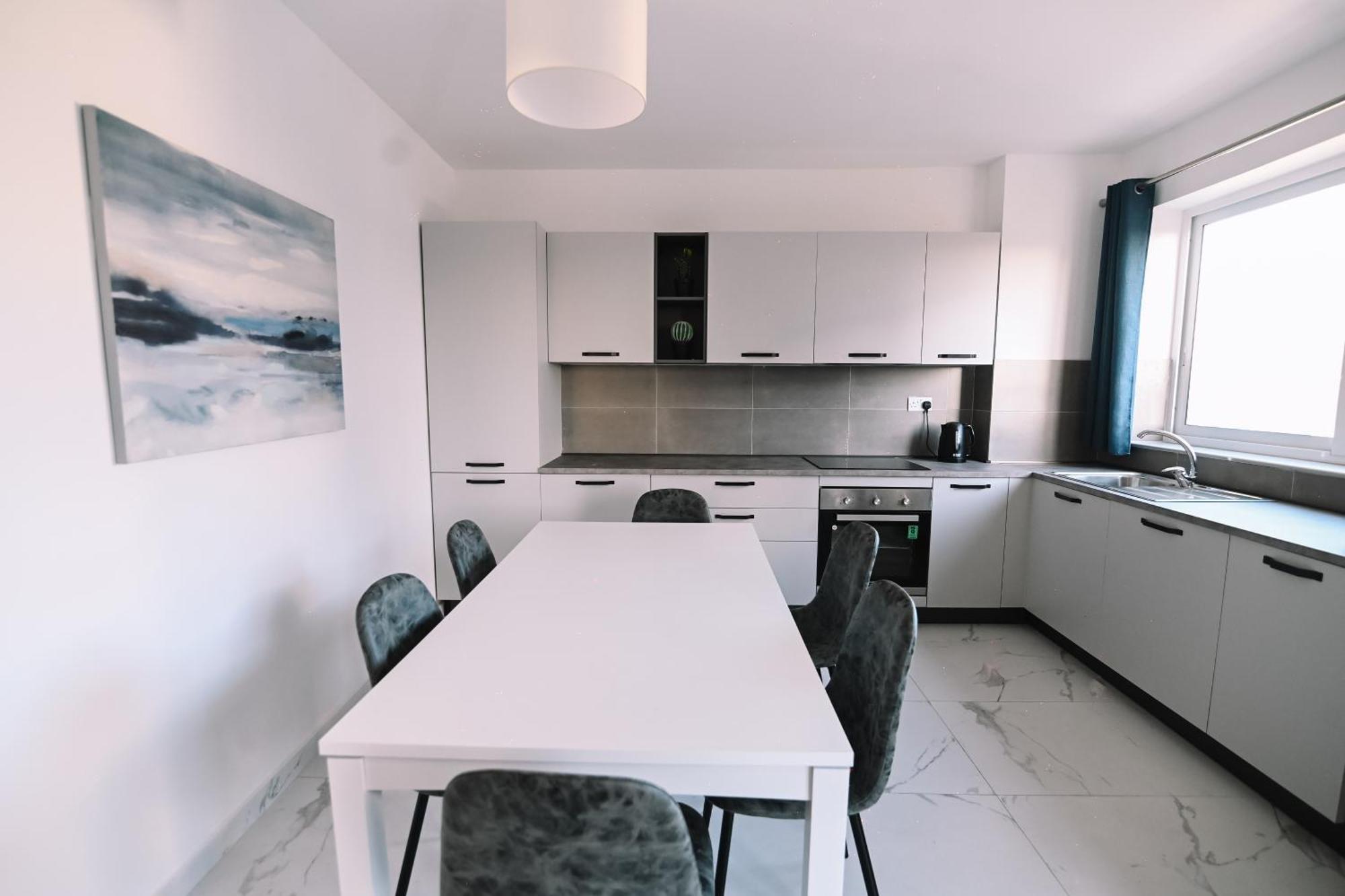 Bright 2 Bedroom Flat In Sliema! מראה חיצוני תמונה