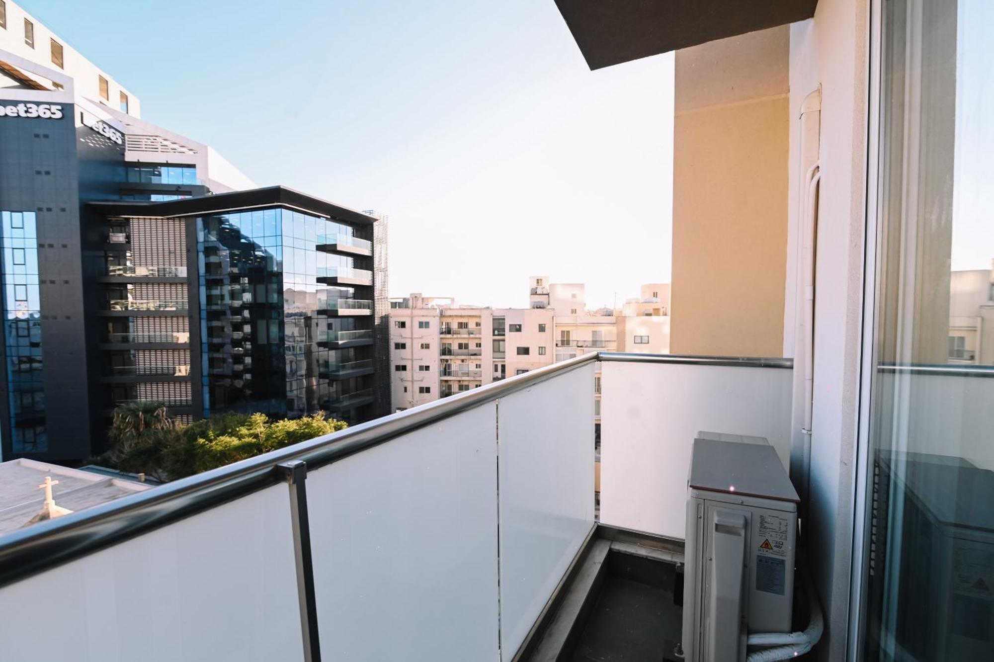 Bright 2 Bedroom Flat In Sliema! מראה חיצוני תמונה