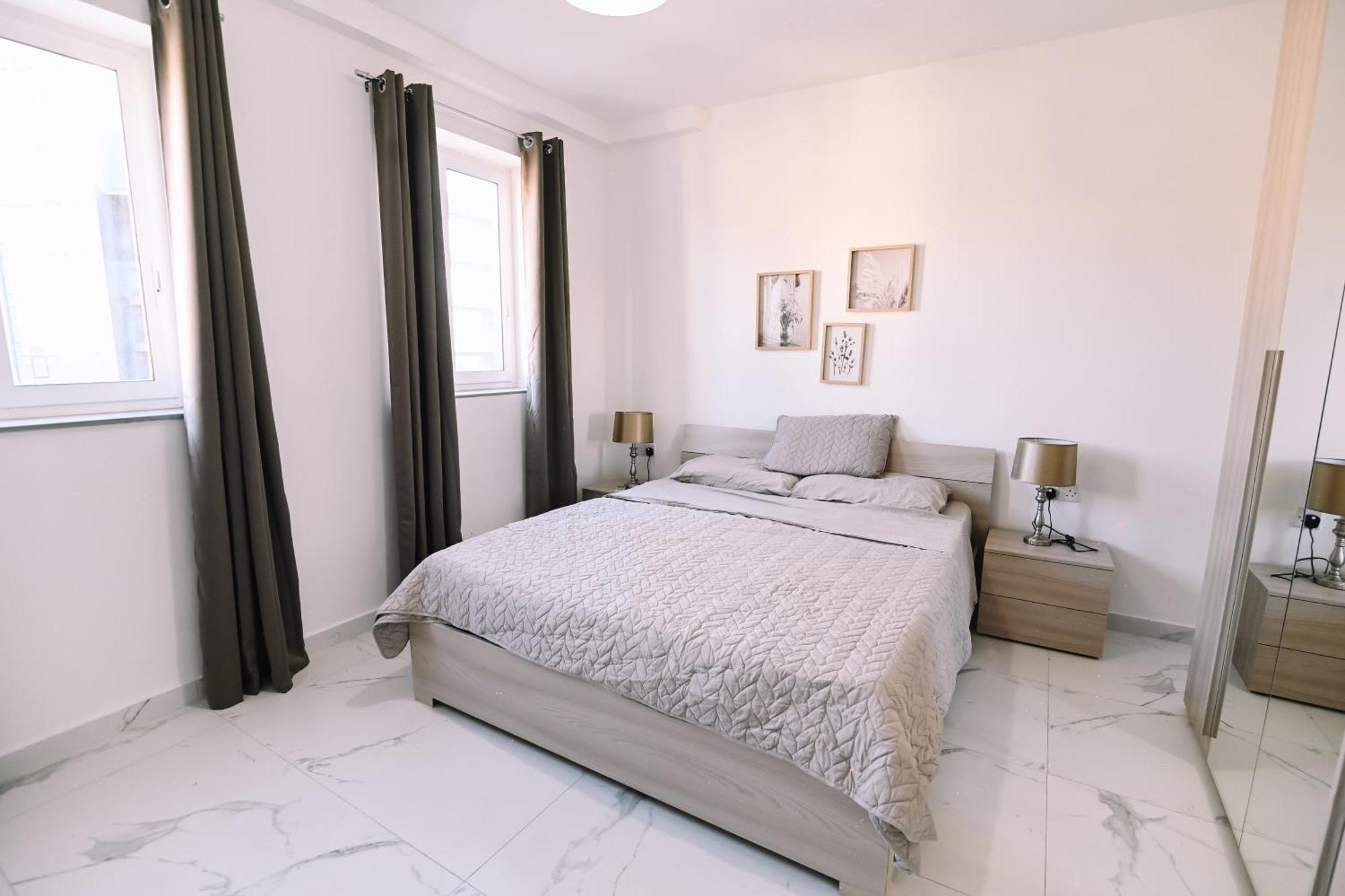 Bright 2 Bedroom Flat In Sliema! מראה חיצוני תמונה