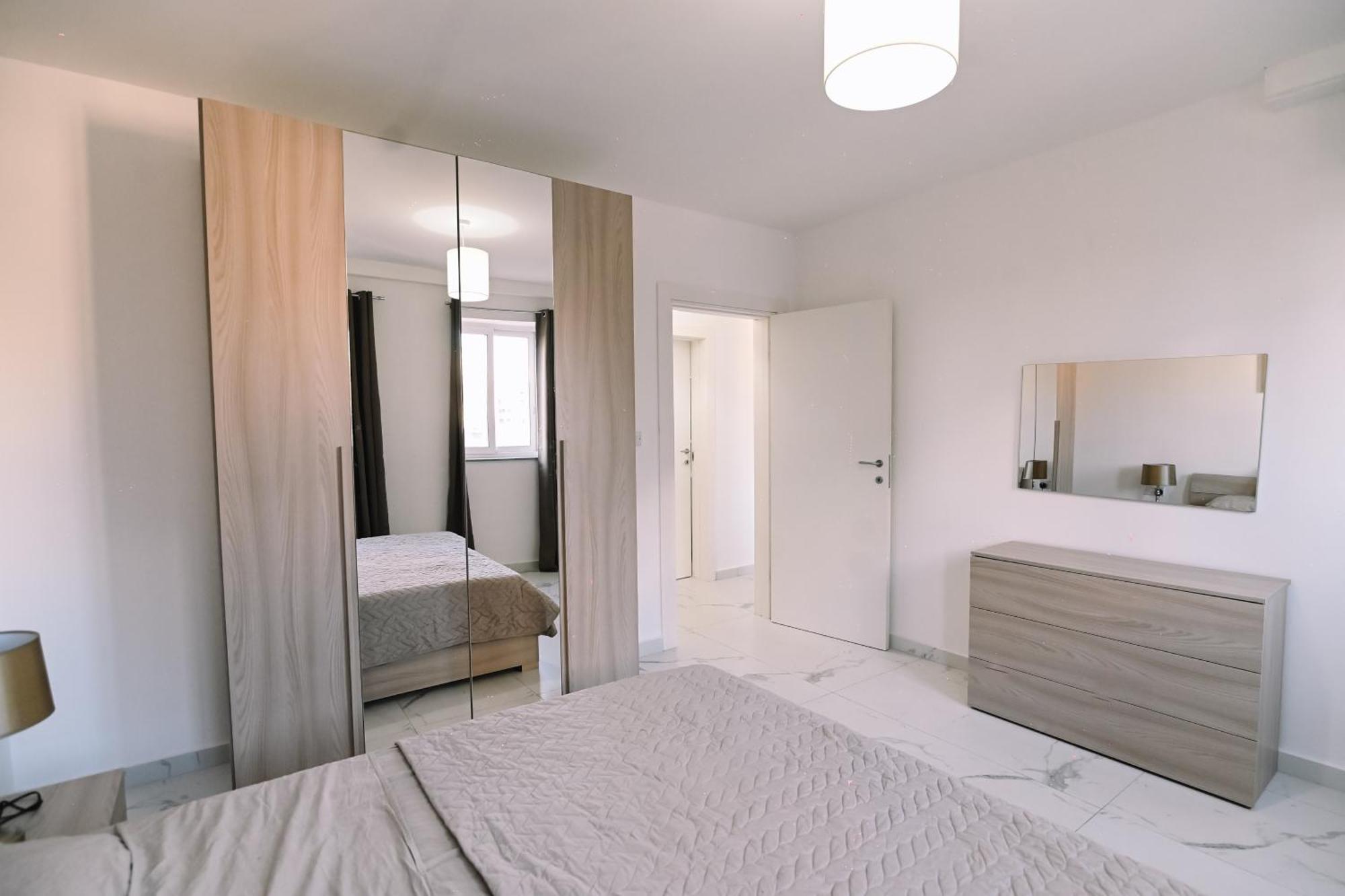 Bright 2 Bedroom Flat In Sliema! מראה חיצוני תמונה